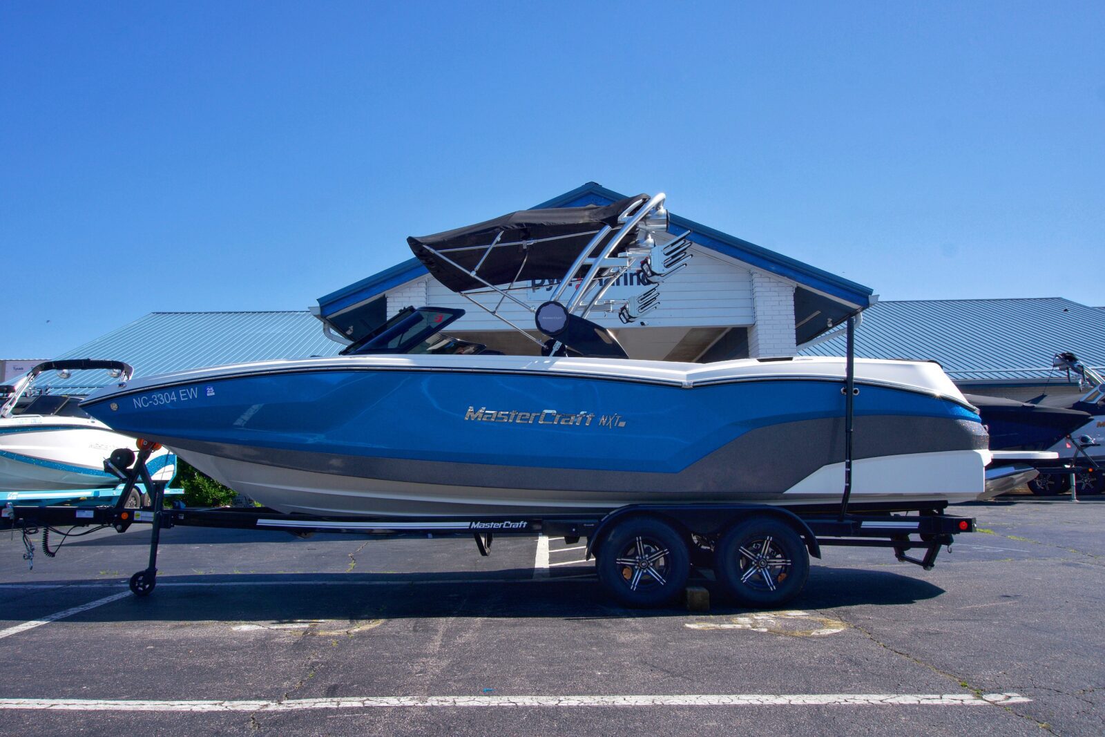 2022 MasterCraft NXT24 [1] 1C23022